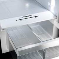 Dometic Kühlschrank 70 l TFT-Display, Tür mit Doppelscharnier, RC10.4T.70